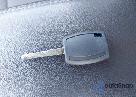 2017 Ford Escape Se z USA, uszkodzony, nr VIN 1FMCU9G9XHUD39780